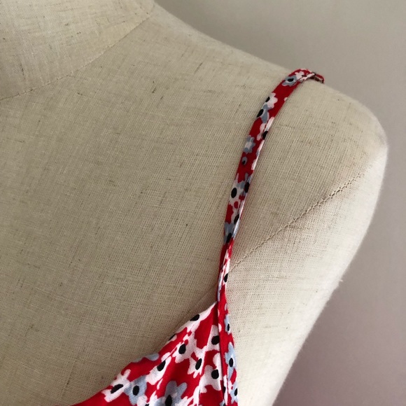 BOHEMIAN TRADERS ’Claire Cami’in paper daisy, cowl neck, red floral, size Medium - Picture 5 of 7